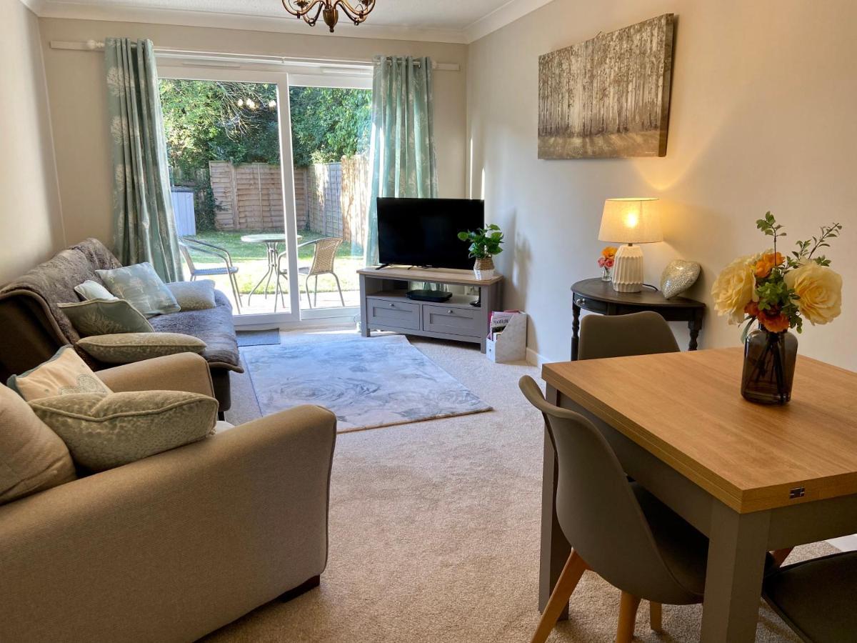 Cosy Bungalow Near Open Countryside Felixstowe